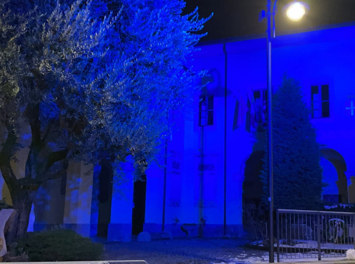 I monumenti si llluminano di blu per i 75 anni dell'Unicef. Da Torino a Volpiano, passando per Caselle ed Ivrea