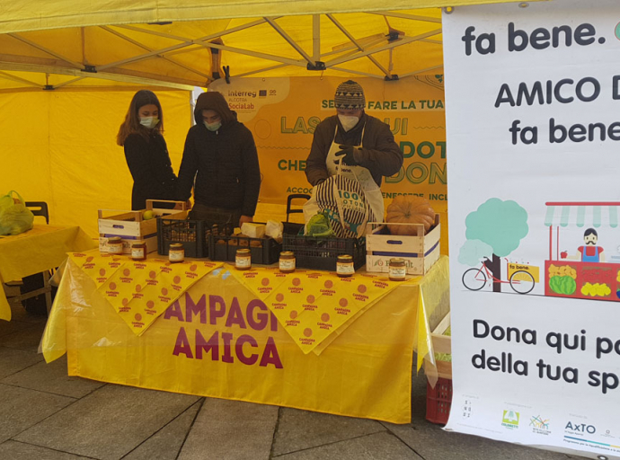 Il mercato di Campagna Amica dona cibo  alle famiglie torinesi in difficoltà grazie al progetto Coldiretti e S-Nodi Caritas