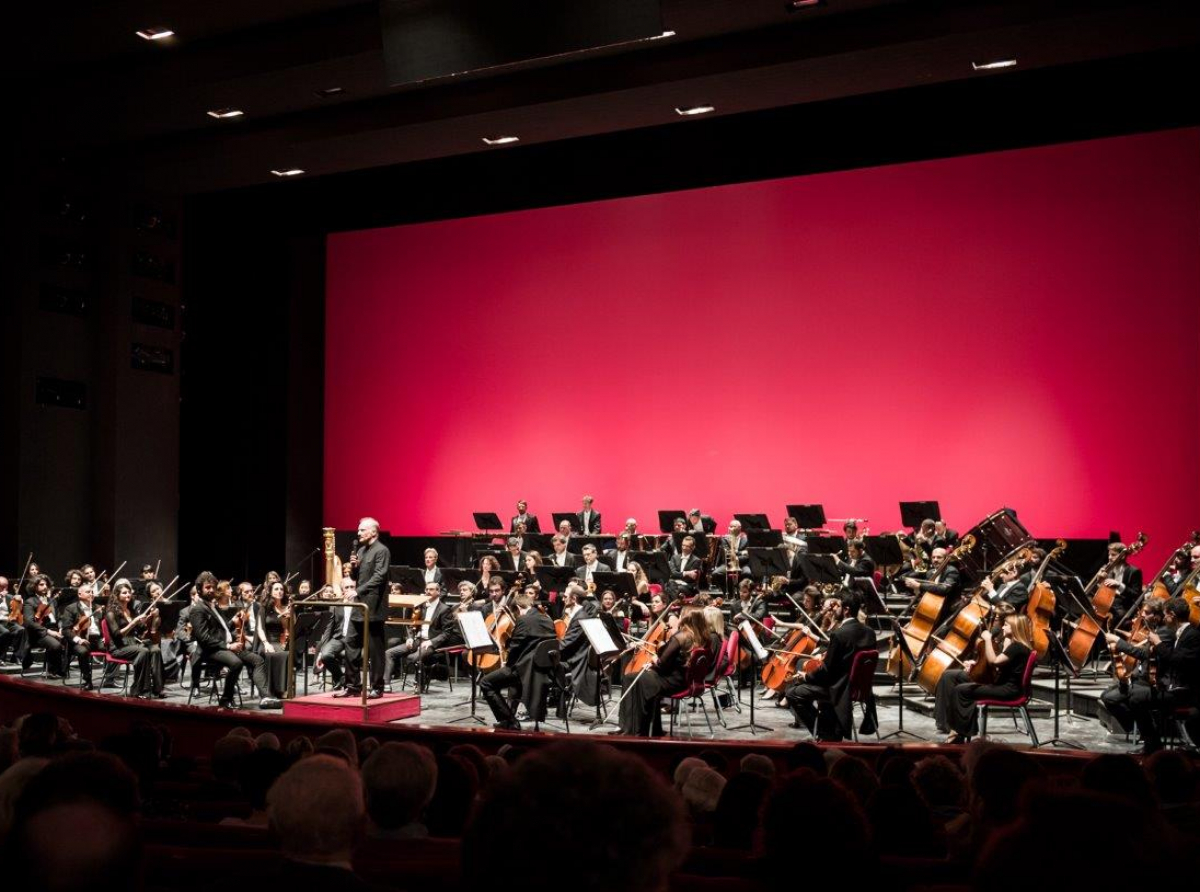 La Reggia di Venaria ospita il "Concerto a sorpresa".  Domani, 22 luglio, nel Cortile delle Carrozze