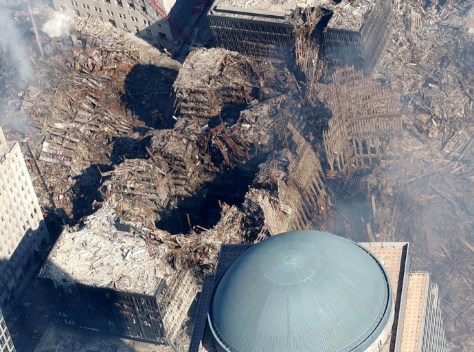 Ground zero: la ferita sul volto di New York. Oggi nell'area svetta la Freedom Tower