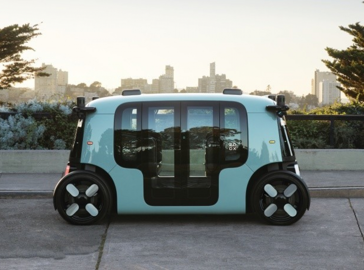 Zoox è il primo robotaxi a guida autonoma bidirezionale. In fase di test già in tre città americane