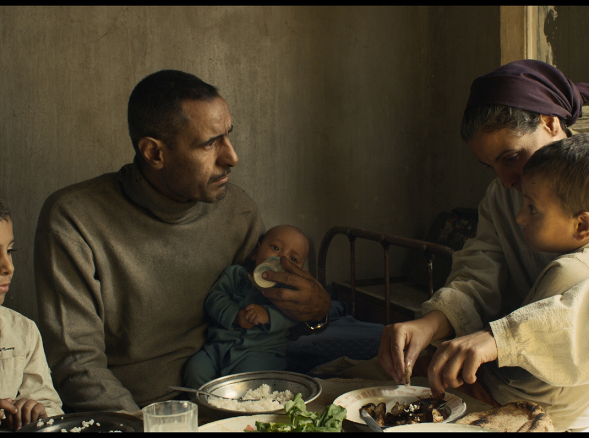 Feathers: Il cinema egiziano arruffa le piume, innesca il dibattito sulla povertà