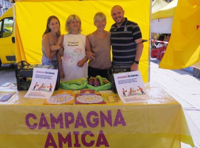 Torna nei mercati di Campagna Amica, il progetto "Fa bene" per aiutare le famiglie torinesi in difficoltà