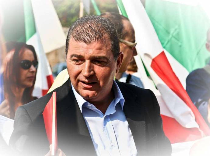 Lo Stato abbandona Pino Masciari al suo destino revocandogli dopo 22 anni, la scorta