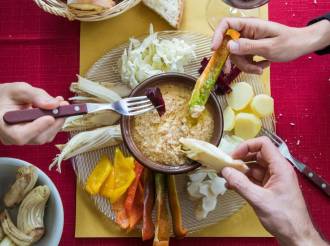 Bagna Cauda: storia, ricetta e curiosità della 