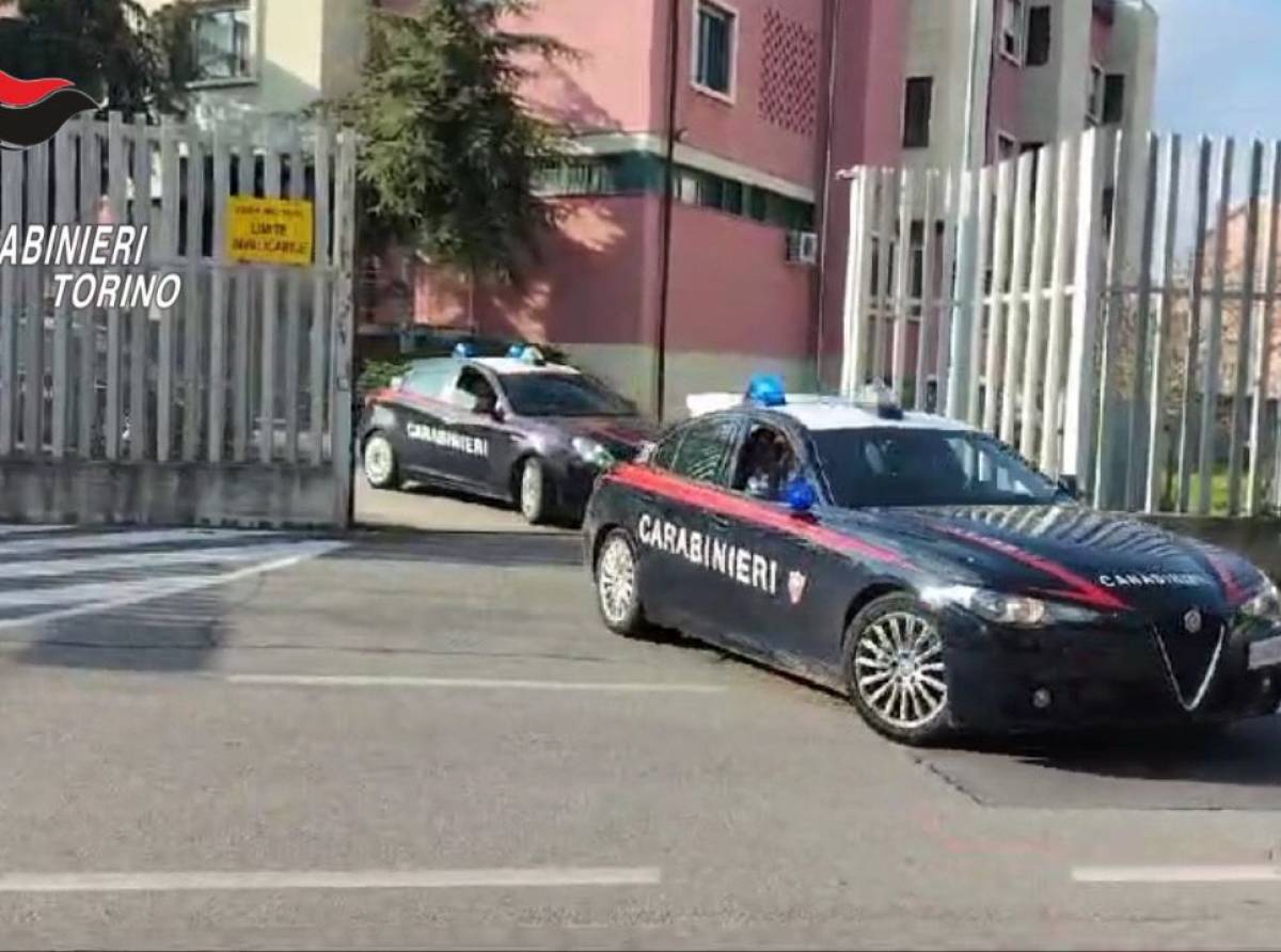 Sgominato dai carabinieri di Chieri il  polo logistico per lo spaccio di droga. Era in una caffetteria della città