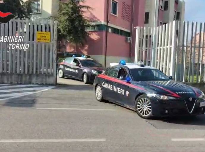 Sgominato dai carabinieri di Chieri il  polo logistico per lo spaccio di droga. Era in una caffetteria della città