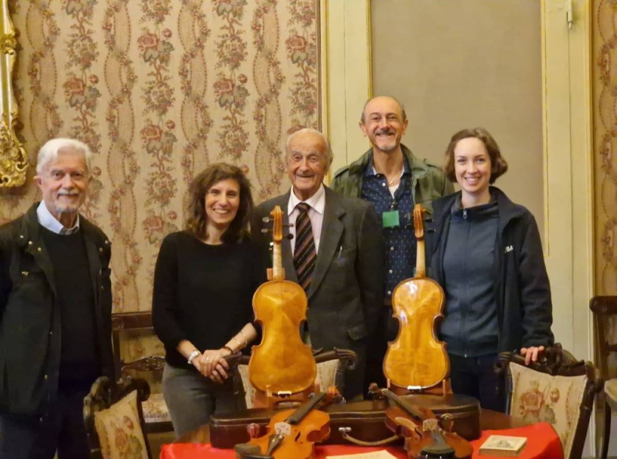 Gli strumenti musicali del liutaio volpianese Silvio Martina in mostra nel sito Unesco del castello Reale di Moncalieri