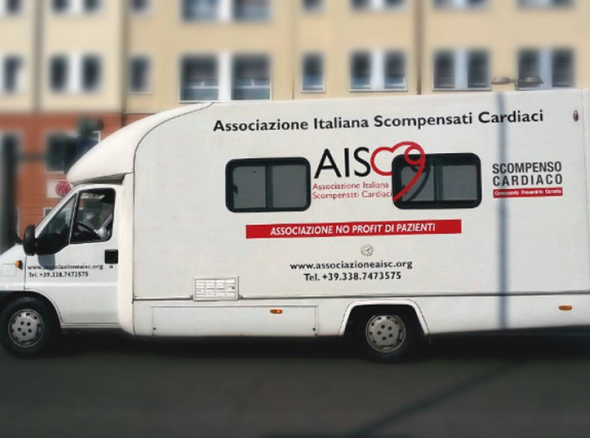 Il camper AISC contro lo scompenso cardiaco fa tappa a Chivasso. saranno effettuati e visite gratuite