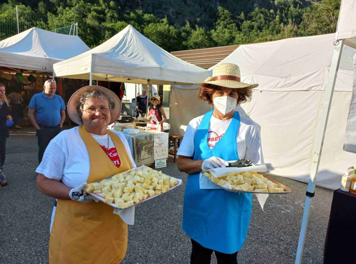 Al via da domani e per due weekend la 28esima edizione della Mostra della Toma di Lanzo e formaggi d'alpeggio di Usseglio