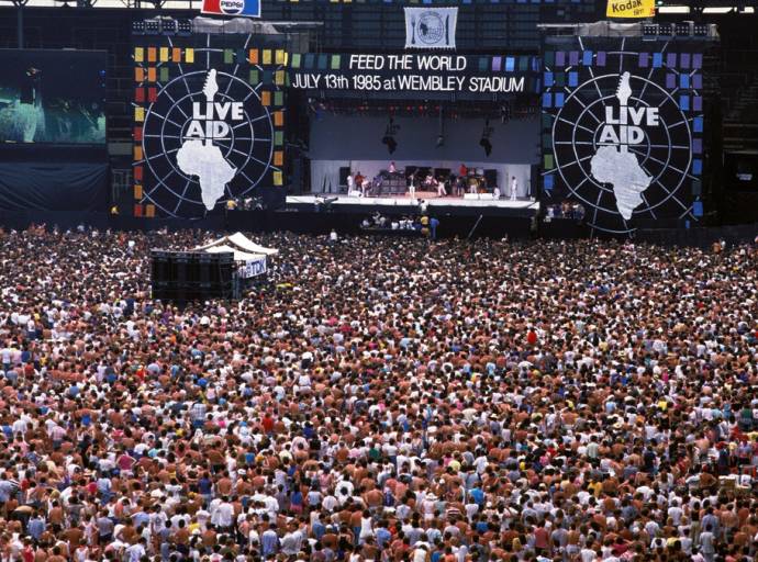 35 anni fa andava in scena a Wembley e al JFK il mitico Live Aid. Il più grande evento musicale e benefico di tutti i tempi