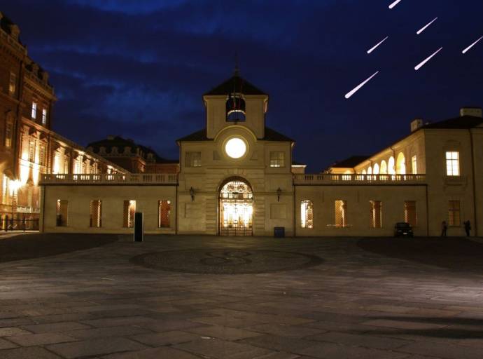 "Notte di stelle alla Reggia" per ammirare con Inaf e Astrofili di Venaria il magnifico spettacolo delle stelle cadenti