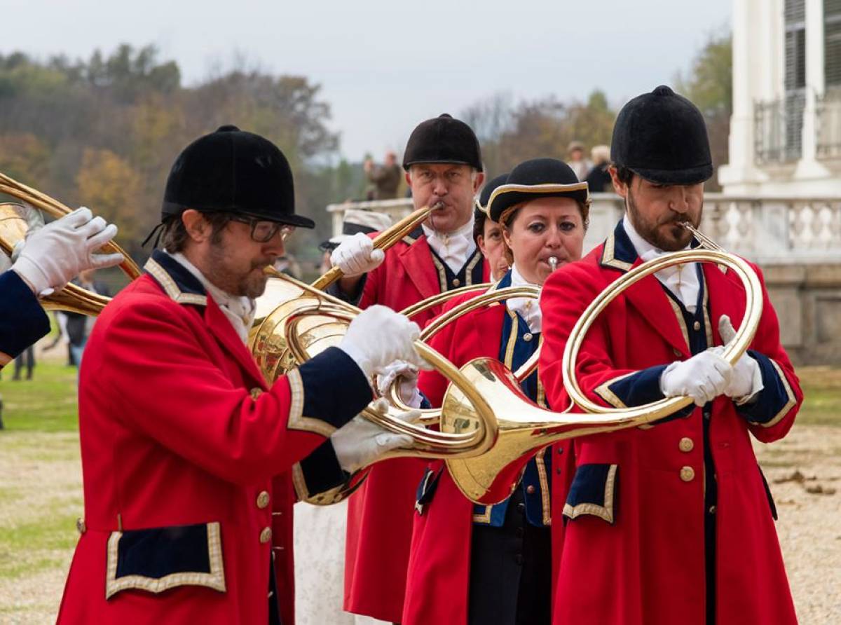 Trompes tra arte equestre e musica. L’Equipaggio della Regia Venaria "suona" la propria tradizione storica al Castello di Agliè