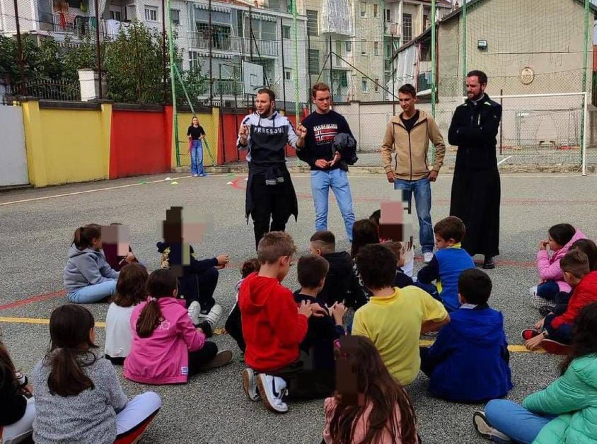 Oratorio San Lorenzo: le piccole manutenzioni ai volontari, ma per il tetto e la sala giochi serve l'aiuto di tutti