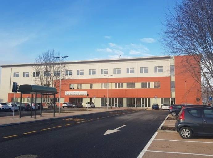 Minoranza all'attacco: polo sanitario depotenziato, strutture scolastiche e sportive in condizioni precarie