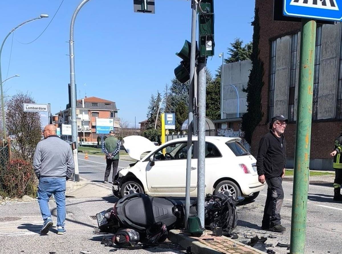 Schianto tra scooter e auto a Leinì: padre e figlia gravemente feriti, ma non in pericolo di vita. Illeso il conducente dell'auto