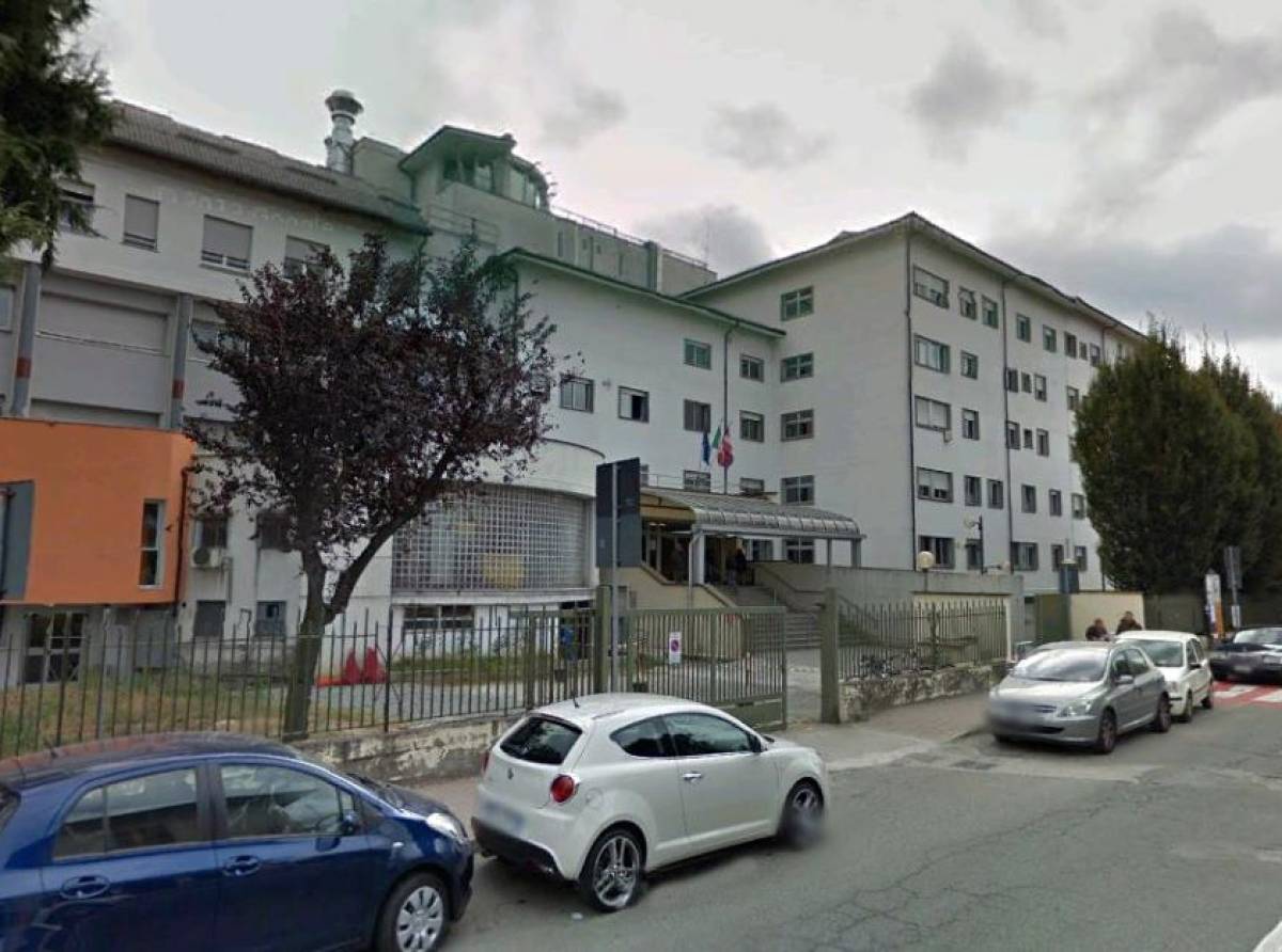 Un gesto che può uccidere: all'ospedale di Ciriè punto informativo e dimostrazioni sulla Sindrome del Bambino Scosso