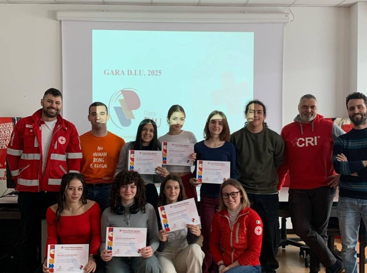Le studentesse del Liceo Einstein di Torino in finale alla GARA DIU 2025: alla CRI di Mappano l’incontro preparatorio 