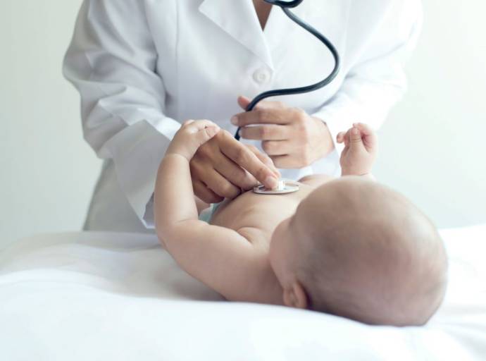 Riattivati i Punti di Assistenza Pediatrica Territoriale dell’ASL TO4: ambulatori aperti nei prefestivi per migliorare le cure ai bambini