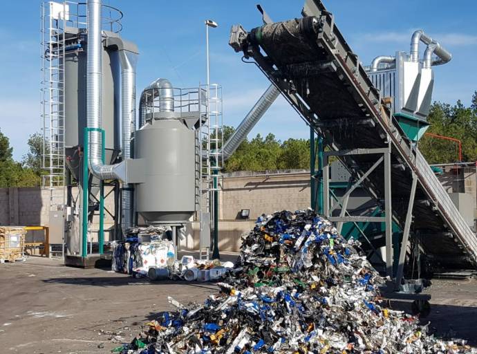Consiglio regionale: rifiuti speciali approvato il piano. Taglio dei conferimenti in discarica e fondi europei per l’economia circolare