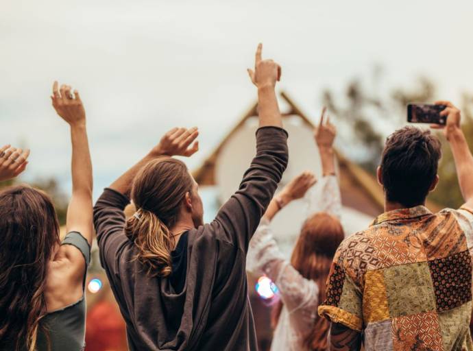 Venaria Reale celebra il 1° maggio con l’“Alt! Music Festival”: giovani band locali in concerto per una giornata di musica e condivisione