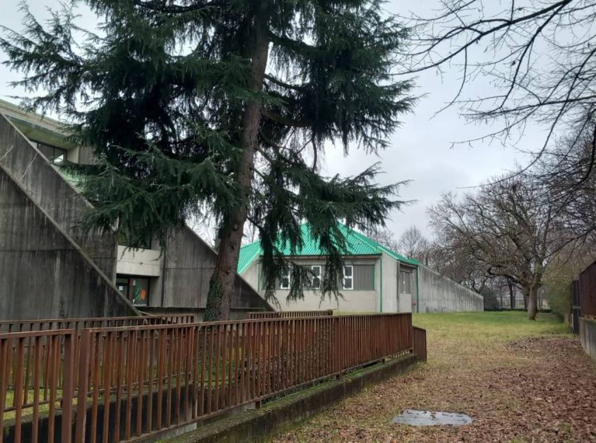 Scuola Romero, le aule promesse non esistono: lavori mai iniziati, progetto cambiato in corsa e studenti ancora in attesa di spazi inclusivi