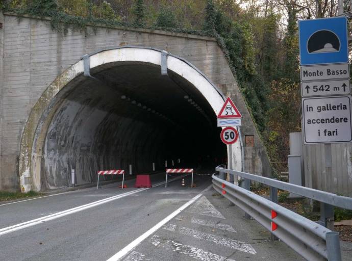 Lanzo, conto alla rovescia per la riapertura della galleria Monte Basso: traffico di nuovo possibile dal 5 luglio