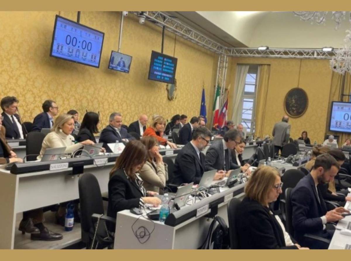 Piemonte, le opposizioni bloccano fondi per gli staff dei sottosegretari: 2 milioni in più per la cura dei disturbi alimentari