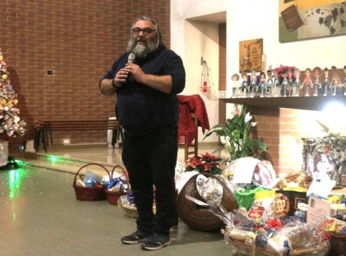 Don Ricardo Robella migliora dopo il grave incidente: aggiornamenti su condizioni e gestione delle parrocchie di Leini e Mappano