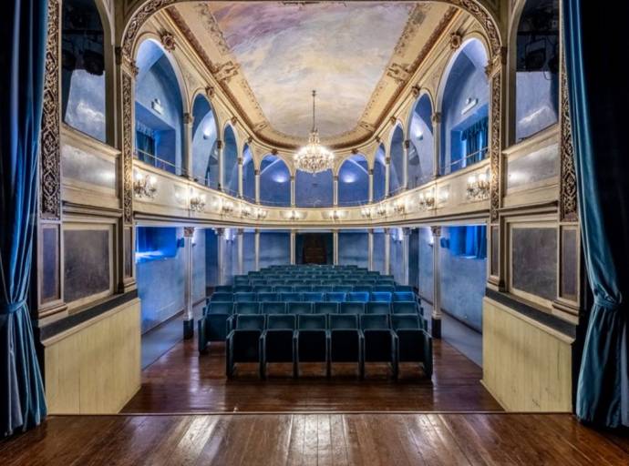 Chivasso, spettacolo teatrale solidale: raccolta fondi per sostenere le famiglie fragili colpite da tumore nell’ASL TO4