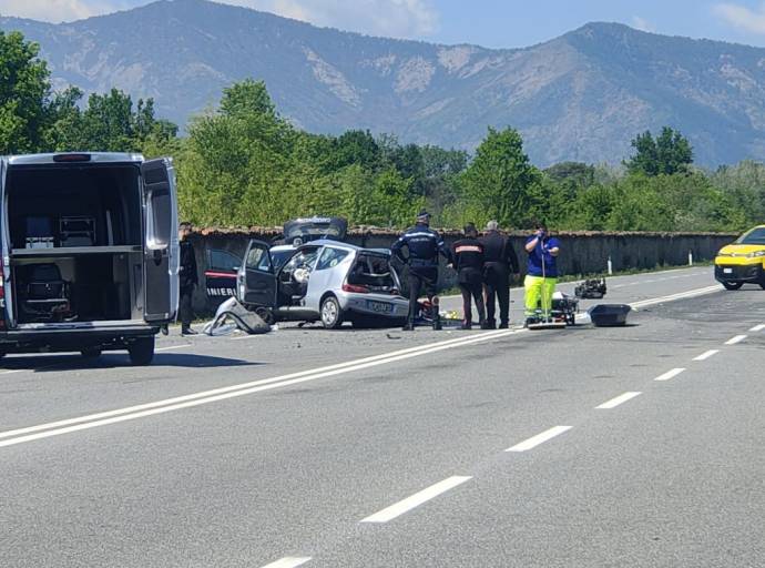 Venaria Reale, perde il controllo della Fiat 600 e si schianta contro il muro della Mandria: morta Anna Marisa Marino