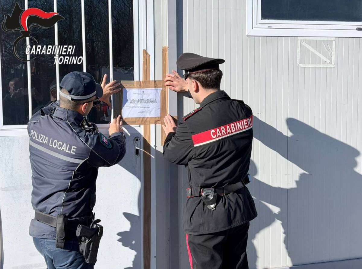 Case abusive nel campo nomadi di Settimo Torinese: cinque denunciati dai Carabinieri, sequestrati due immobili
