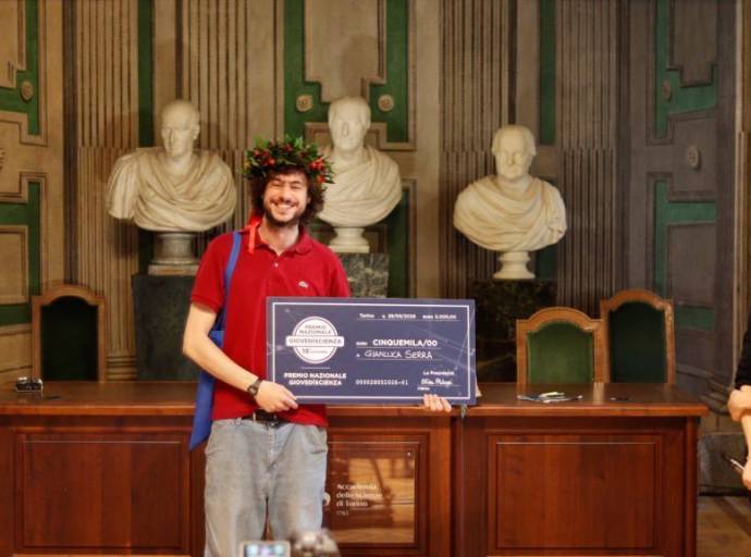 Premio GiovedìScienza 2026: vince Gianluca Serra con una ricerca innovativa sul fotovoltaico