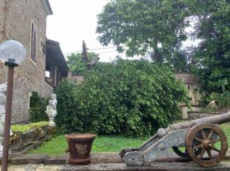 Robella d&rsquo;Asti, grande successo per l&rsquo;apertura del Castello e di Casale Armanda durante le Giornate delle Dimore Storiche 