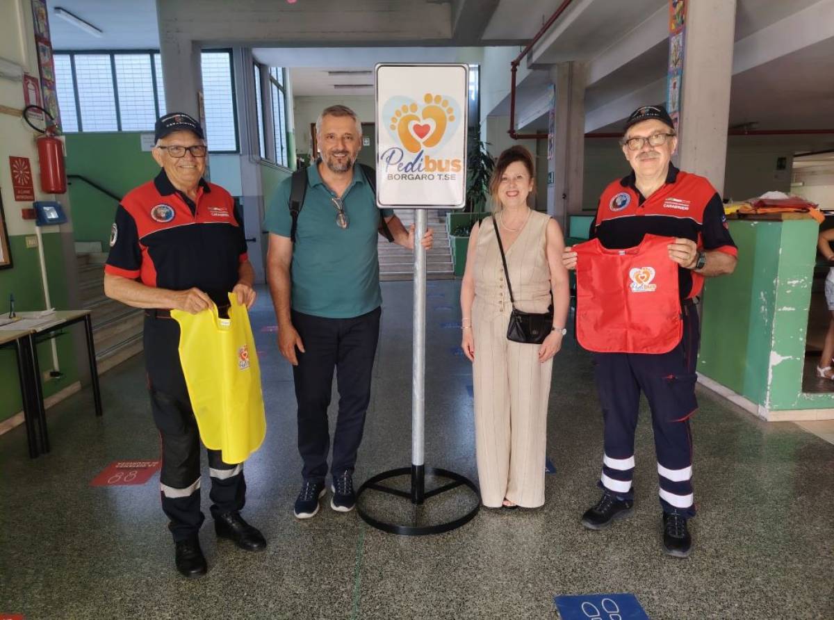 Pedibus a Borgaro, scontro politico sul progetto: dopo 18 mesi il vero ostacolo sono le poche adesioni delle famiglie