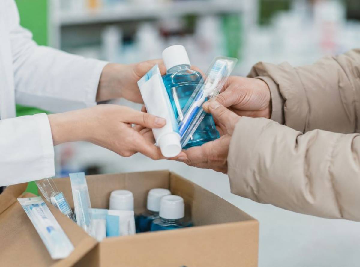 Regala Sorrisi 2026: nelle farmacie comunali del Torinese. Una settimana di solidarietà contro la povertà sanitaria