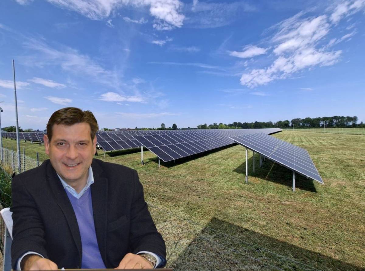 Borgaro, il sindaco Claudio Gambino diserta l’inaugurazione del parco fotovoltaico: «Una ferita permanente al territorio»