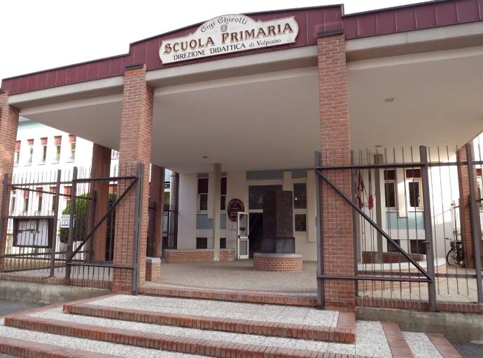 Volpiano, le scuole cittadine si illumina di futuro: 82 mila euro per ridurre i consumi