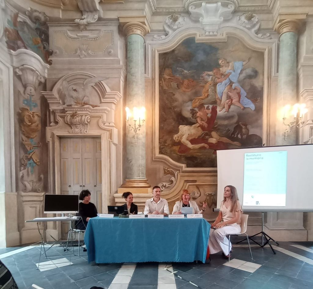 torino villa regina biblioteca piffetti 1