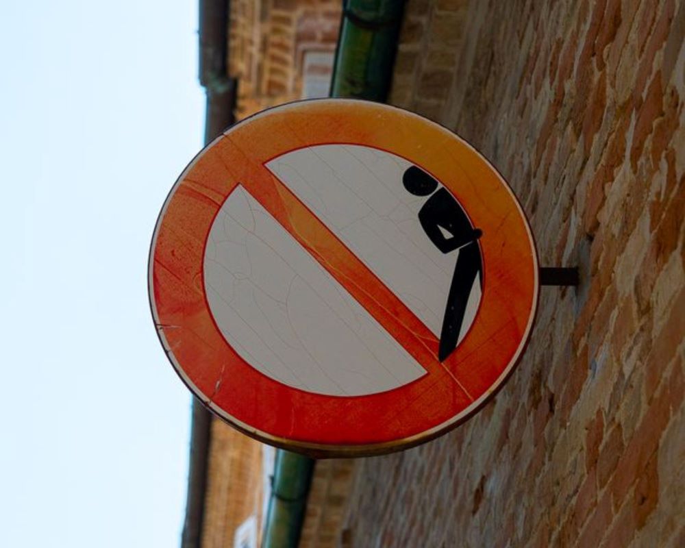 Monteleone di Fermo segnalestica stradale artistica 2