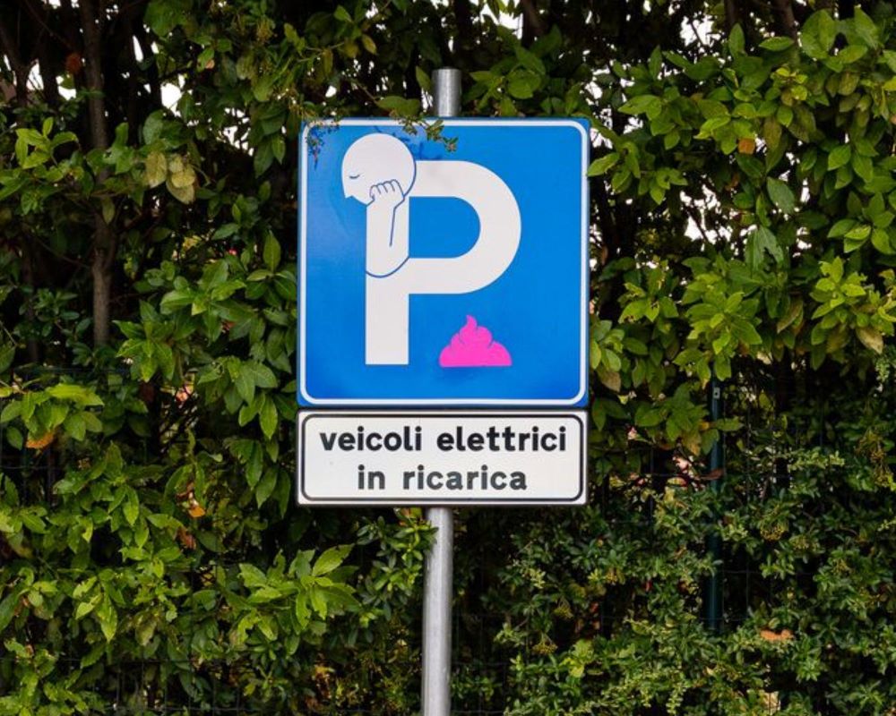 Monteleone di Fermo segnalestica stradale artistica 4